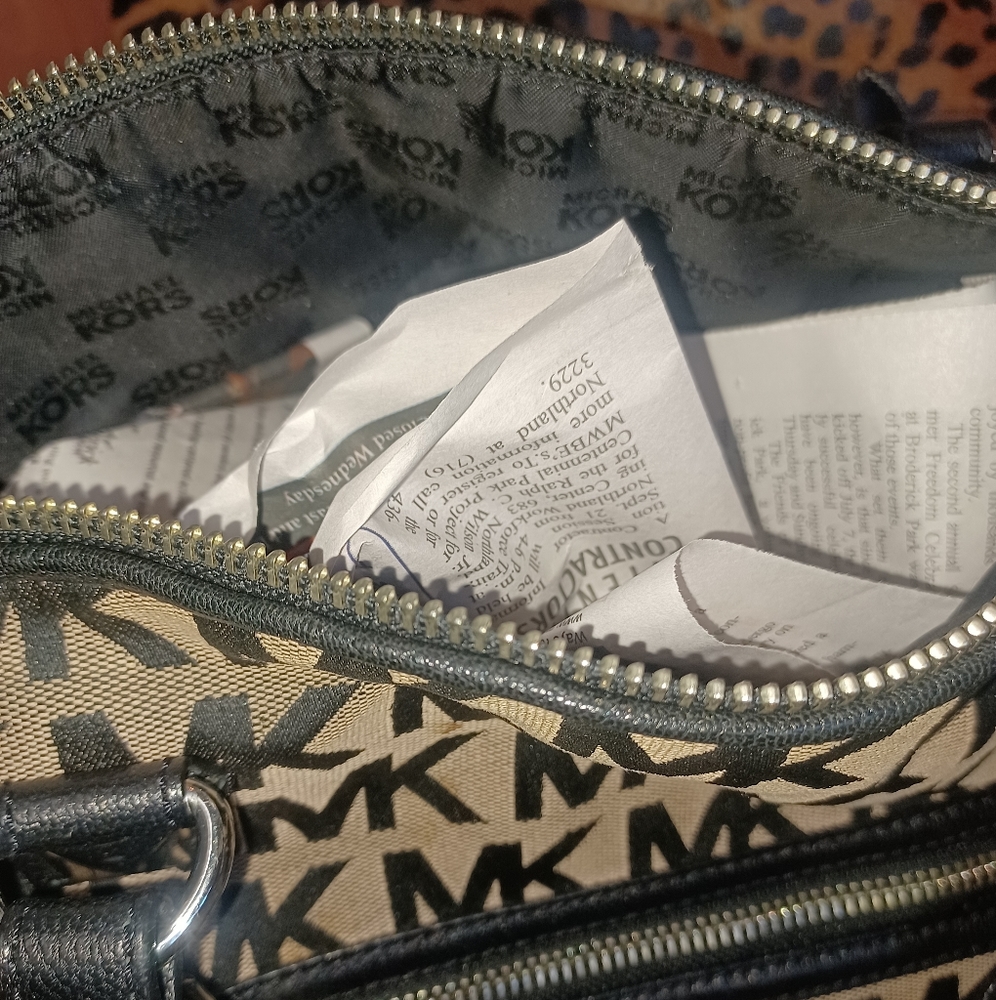 Purse - Picture 3 of 3